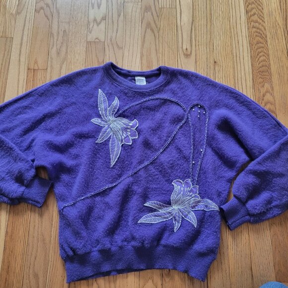 Purple Acrylic Sweater With Embroidered Floral Design - Picture 5 of 6